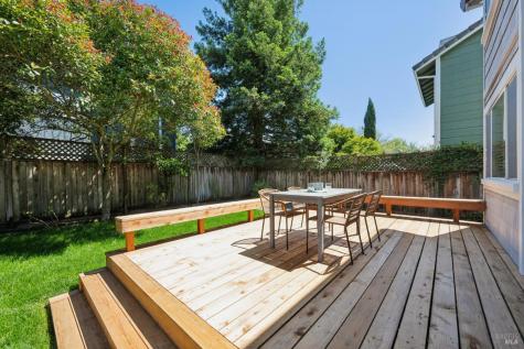 1746 Silverado Circle Petaluma CA 94954