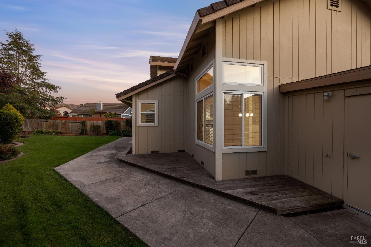 7305 Roxanne Lane Rohnert Park CA 94928