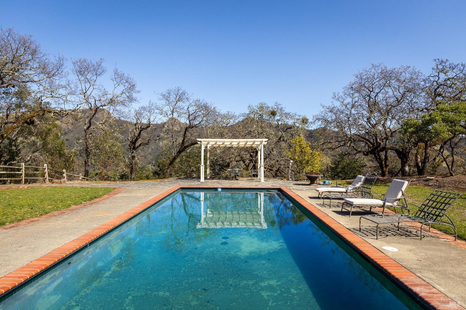 13700 Rockpile Road Geyserville CA 95441