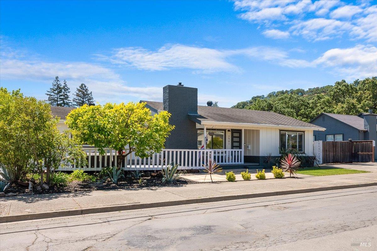 2901 Laurel Street Napa CA 94558
