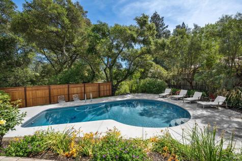 716 University Street Healdsburg CA 95448
