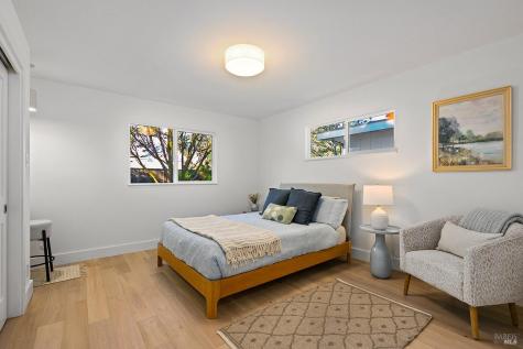 716 University Street Healdsburg CA 95448