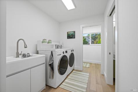 716 University Street Healdsburg CA 95448