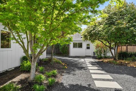 716 University Street Healdsburg CA 95448