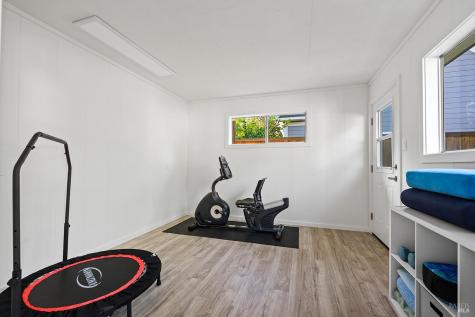 716 University Street Healdsburg CA 95448