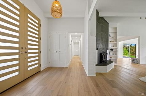 716 University Street Healdsburg CA 95448