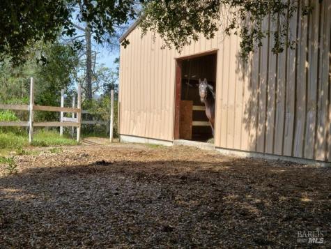 950 Canyon Road Geyserville CA 95441