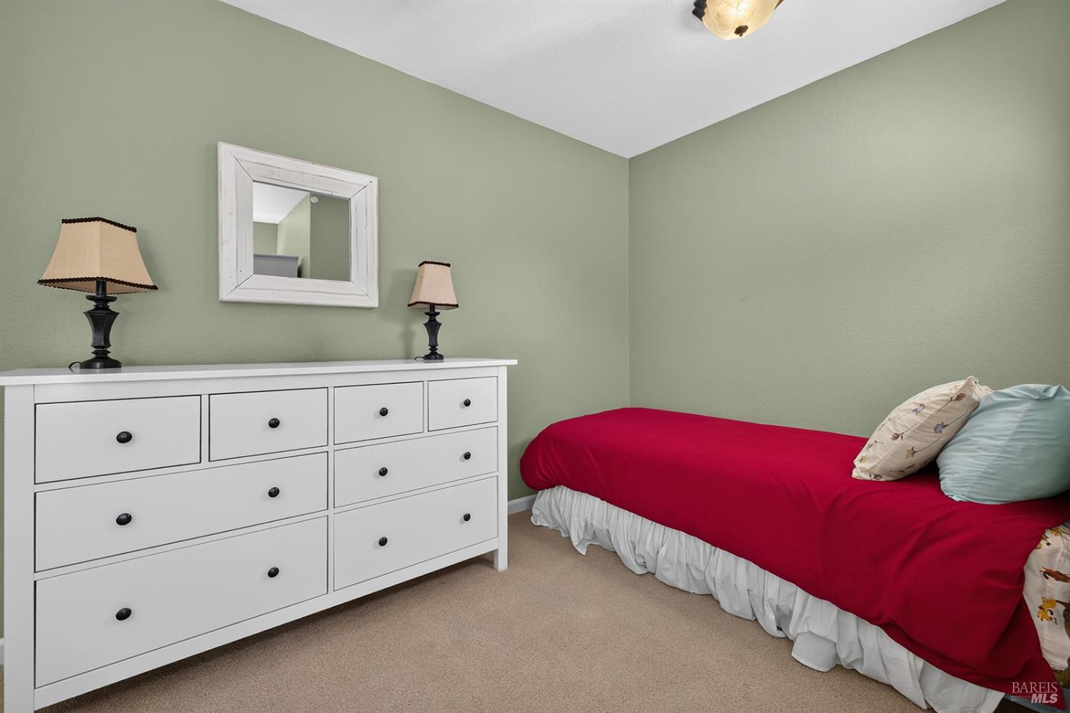 1868 Lornadell Lane Santa Rosa CA 95405