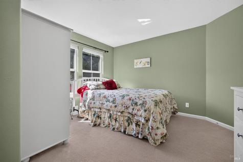 1868 Lornadell Lane Santa Rosa CA 95405