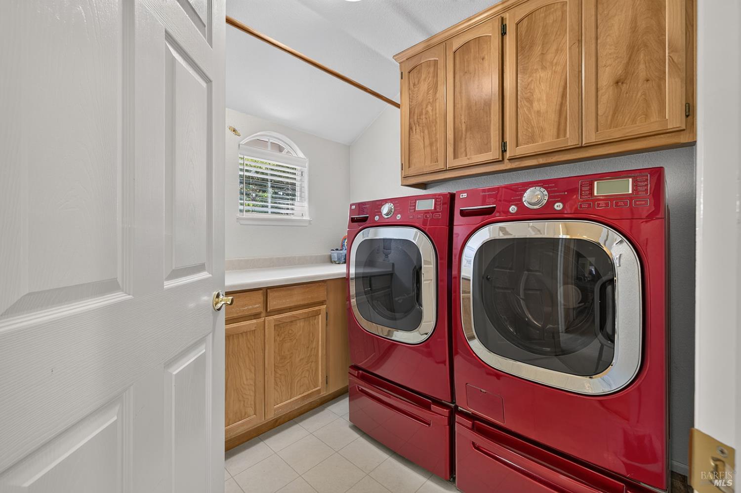 1868 Lornadell Lane Santa Rosa CA 95405