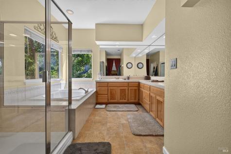1868 Lornadell Lane Santa Rosa CA 95405