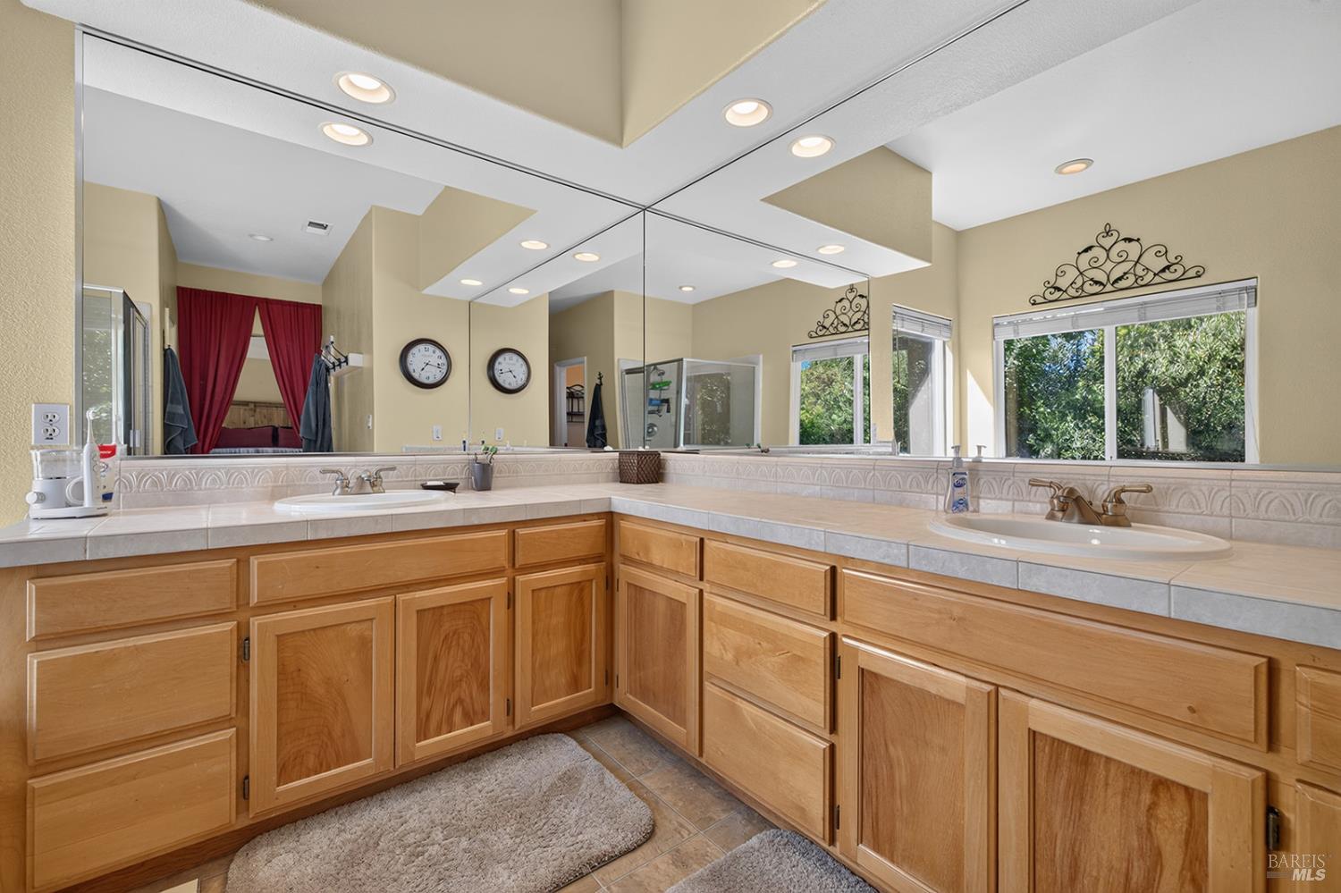 1868 Lornadell Lane Santa Rosa CA 95405