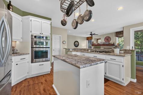 1868 Lornadell Lane Santa Rosa CA 95405