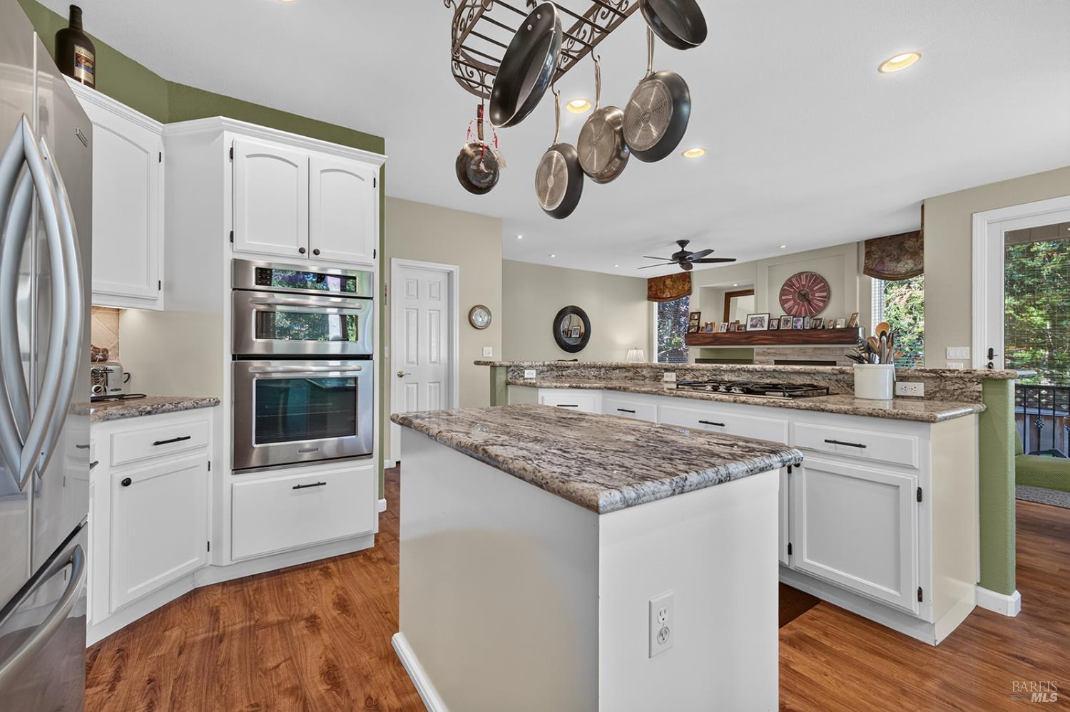 1868 Lornadell Lane Santa Rosa CA 95405