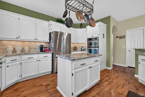 1868 Lornadell Lane Santa Rosa CA 95405