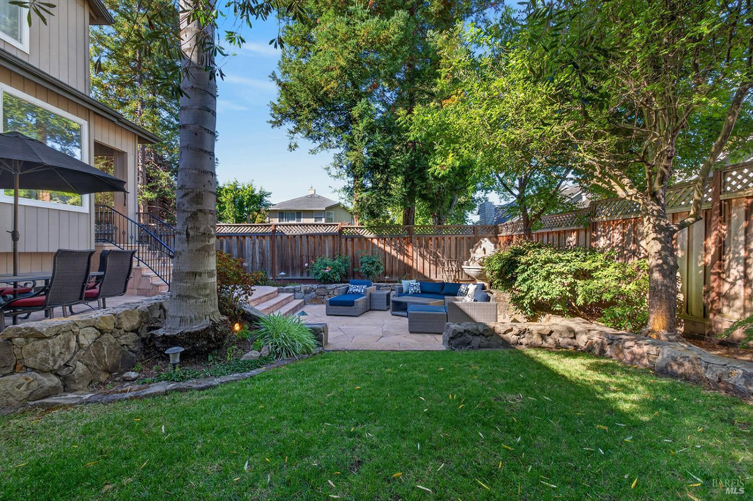 1868 Lornadell Lane Santa Rosa CA 95405