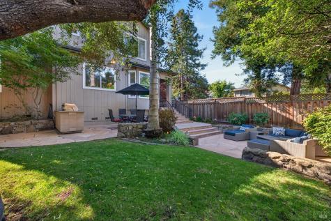 1868 Lornadell Lane Santa Rosa CA 95405