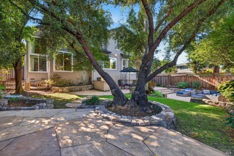 1868 Lornadell Lane Santa Rosa CA 95405