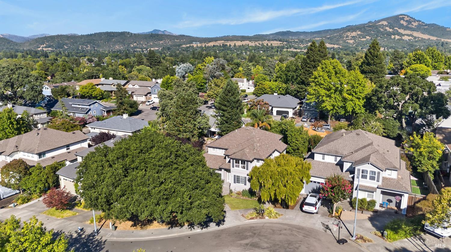 1868 Lornadell Lane Santa Rosa CA 95405