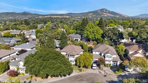 1868 Lornadell Lane Santa Rosa CA 95405