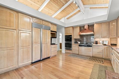16 Aqua Vista Drive San Rafael CA 94901