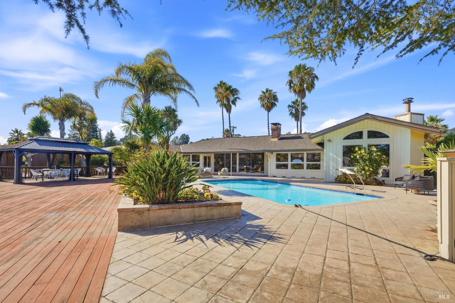 16 Aqua Vista Drive San Rafael CA 94901