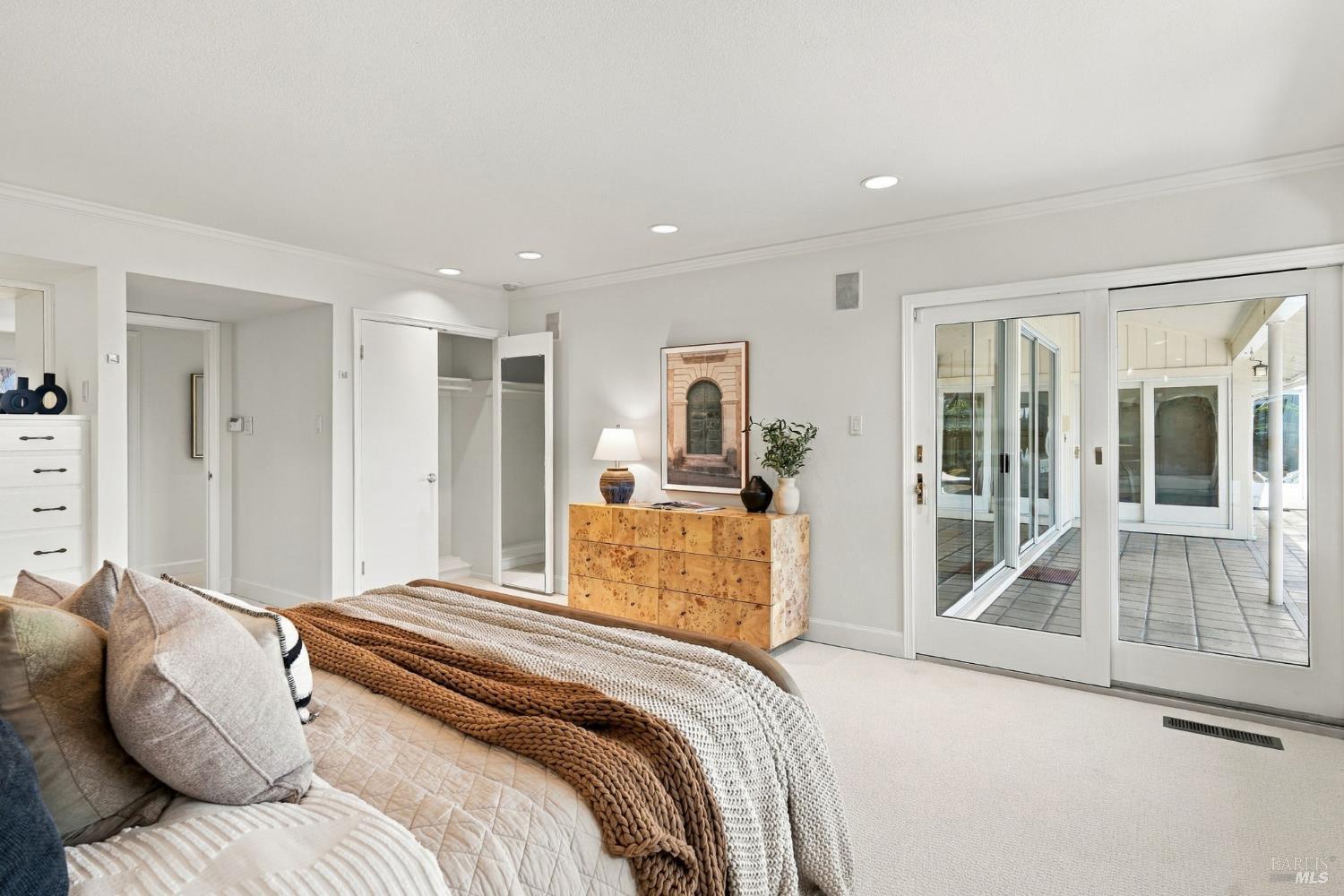 16 Aqua Vista Drive San Rafael CA 94901