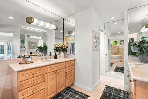 16 Aqua Vista Drive San Rafael CA 94901