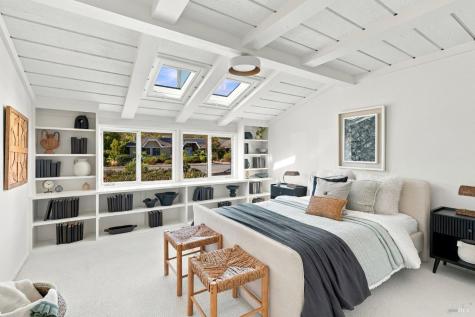 16 Aqua Vista Drive San Rafael CA 94901