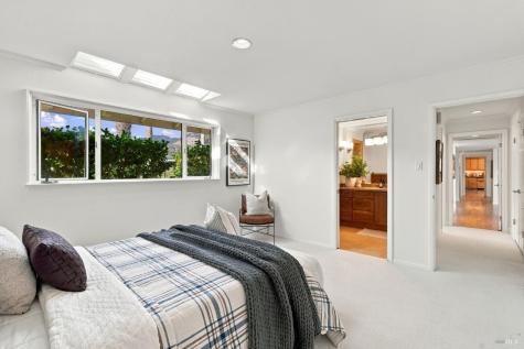 16 Aqua Vista Drive San Rafael CA 94901