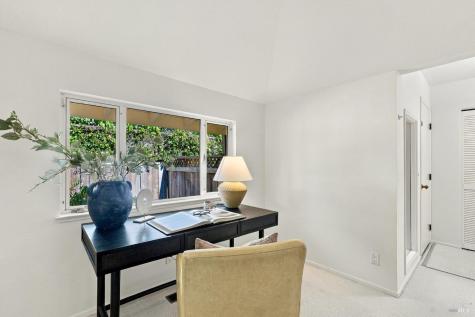 16 Aqua Vista Drive San Rafael CA 94901