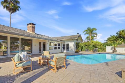 16 Aqua Vista Drive San Rafael CA 94901