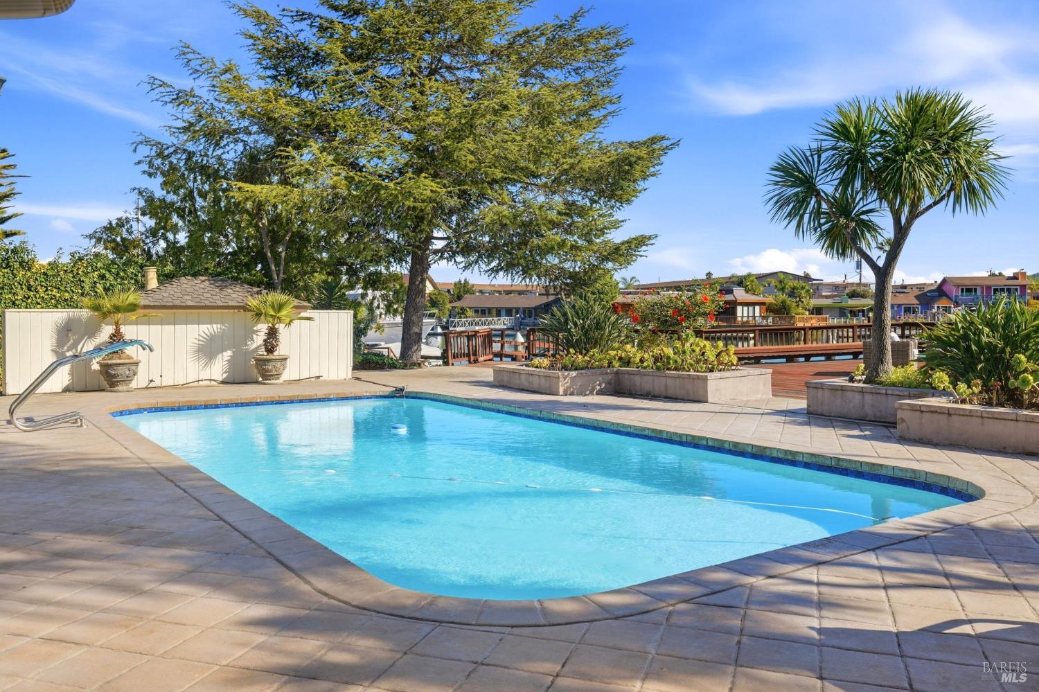 16 Aqua Vista Drive San Rafael CA 94901