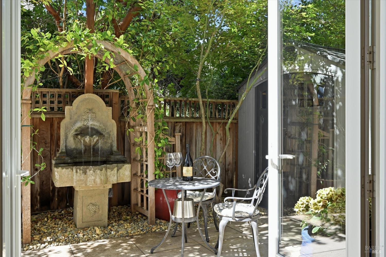 1986 Walden Lane Napa CA 94558