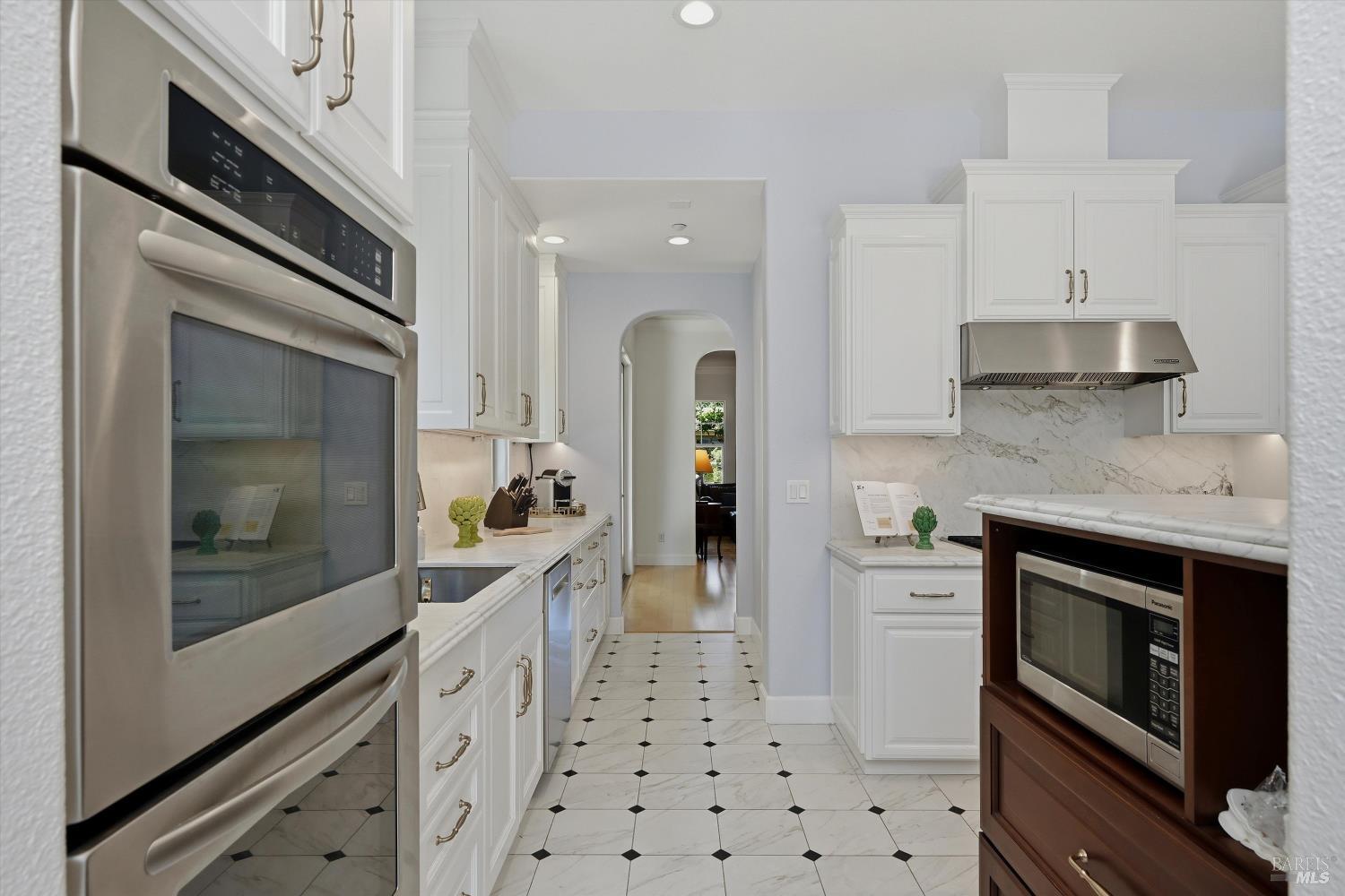1986 Walden Lane Napa CA 94558