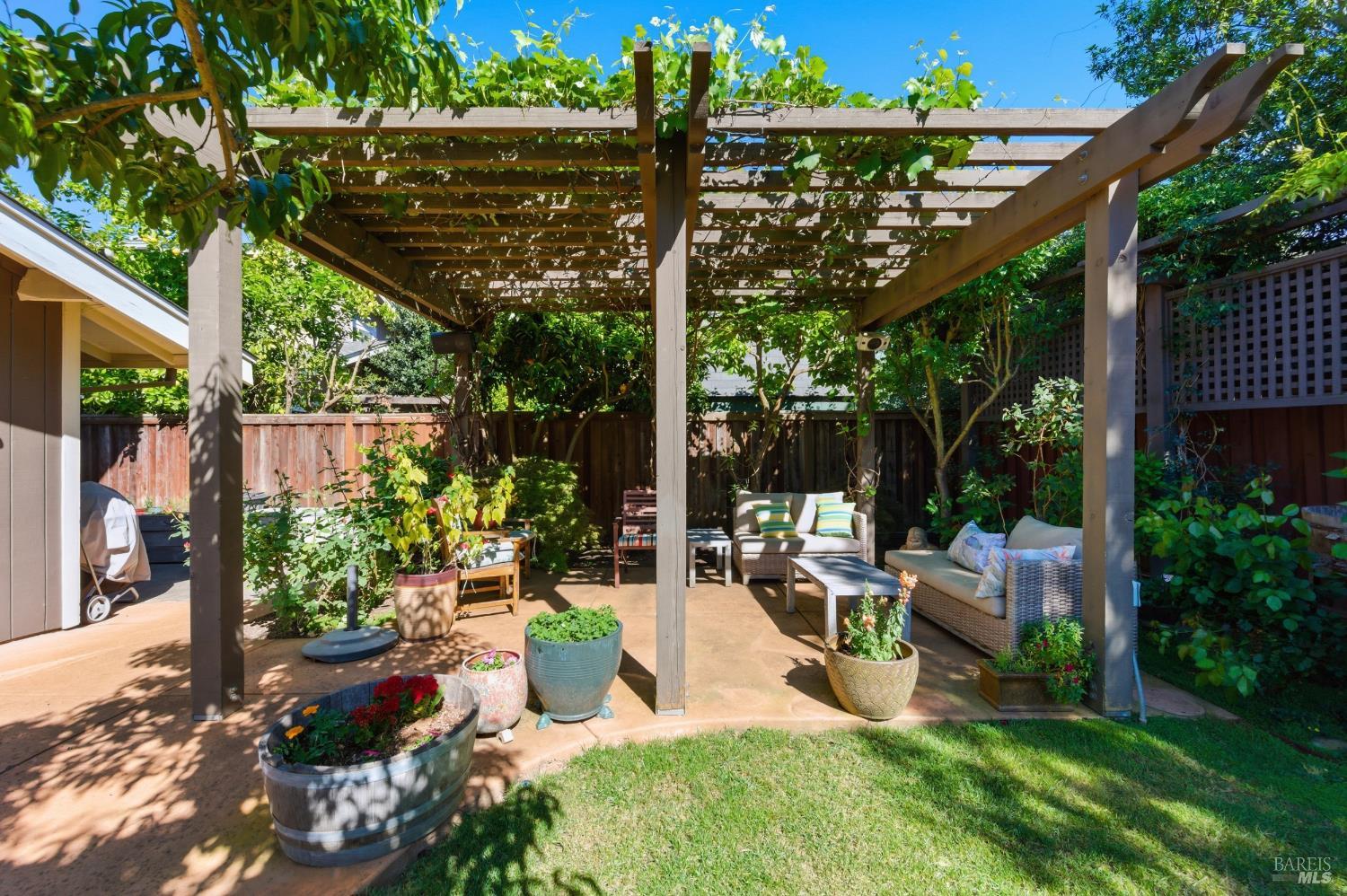 15 Glen Court Napa CA 94558