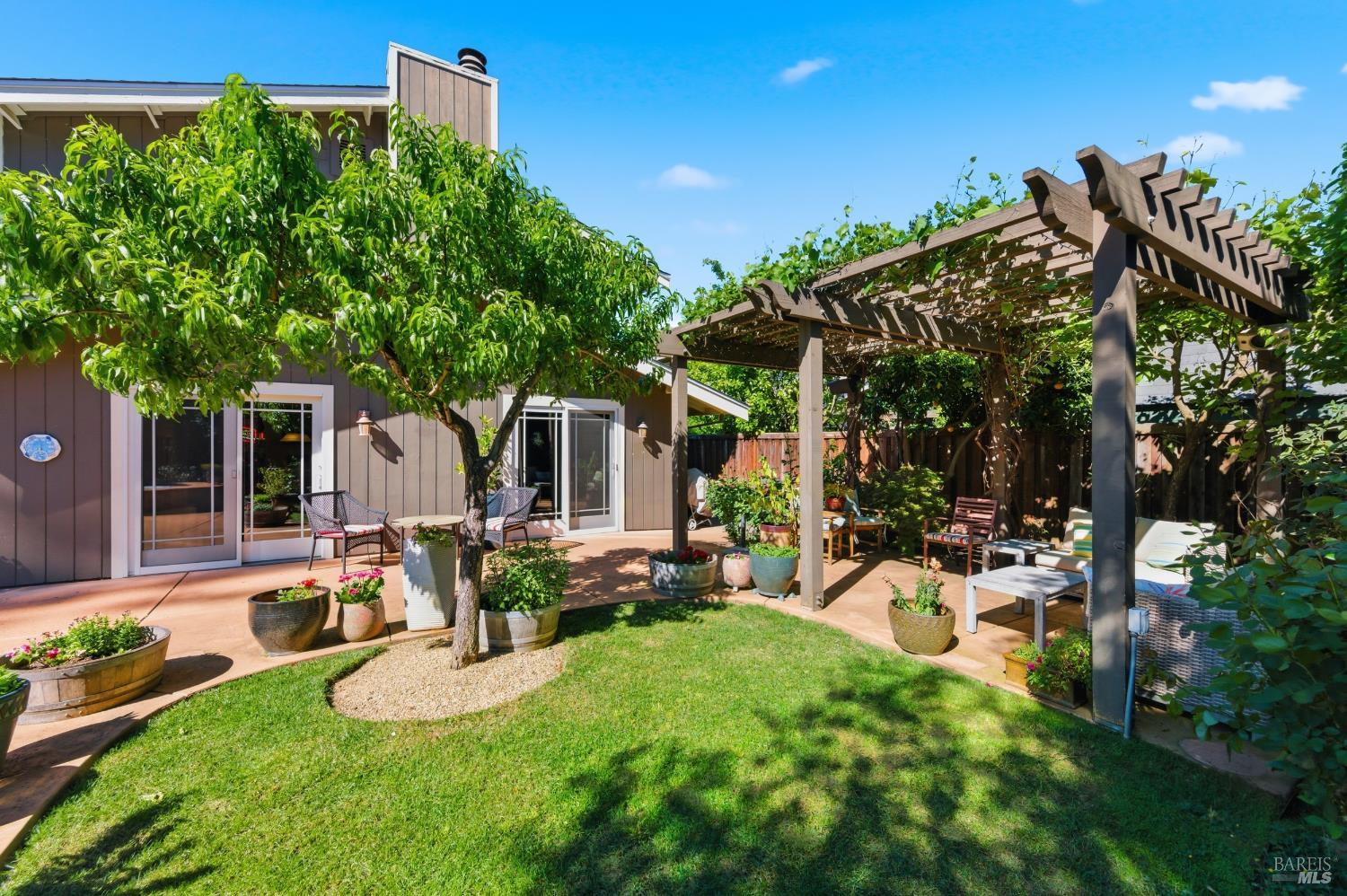15 Glen Court Napa CA 94558