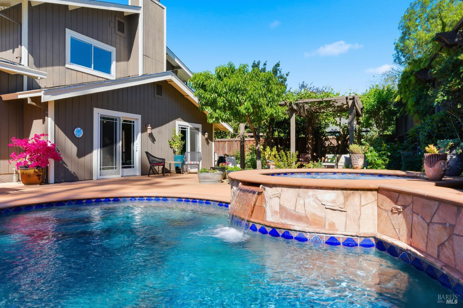 15 Glen Court Napa CA 94558