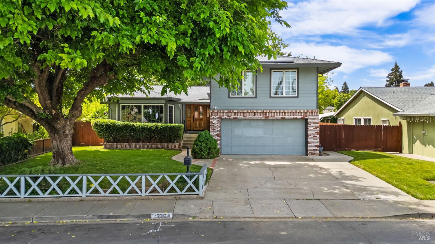 336 Royal Oaks Drive Vacaville CA 95687