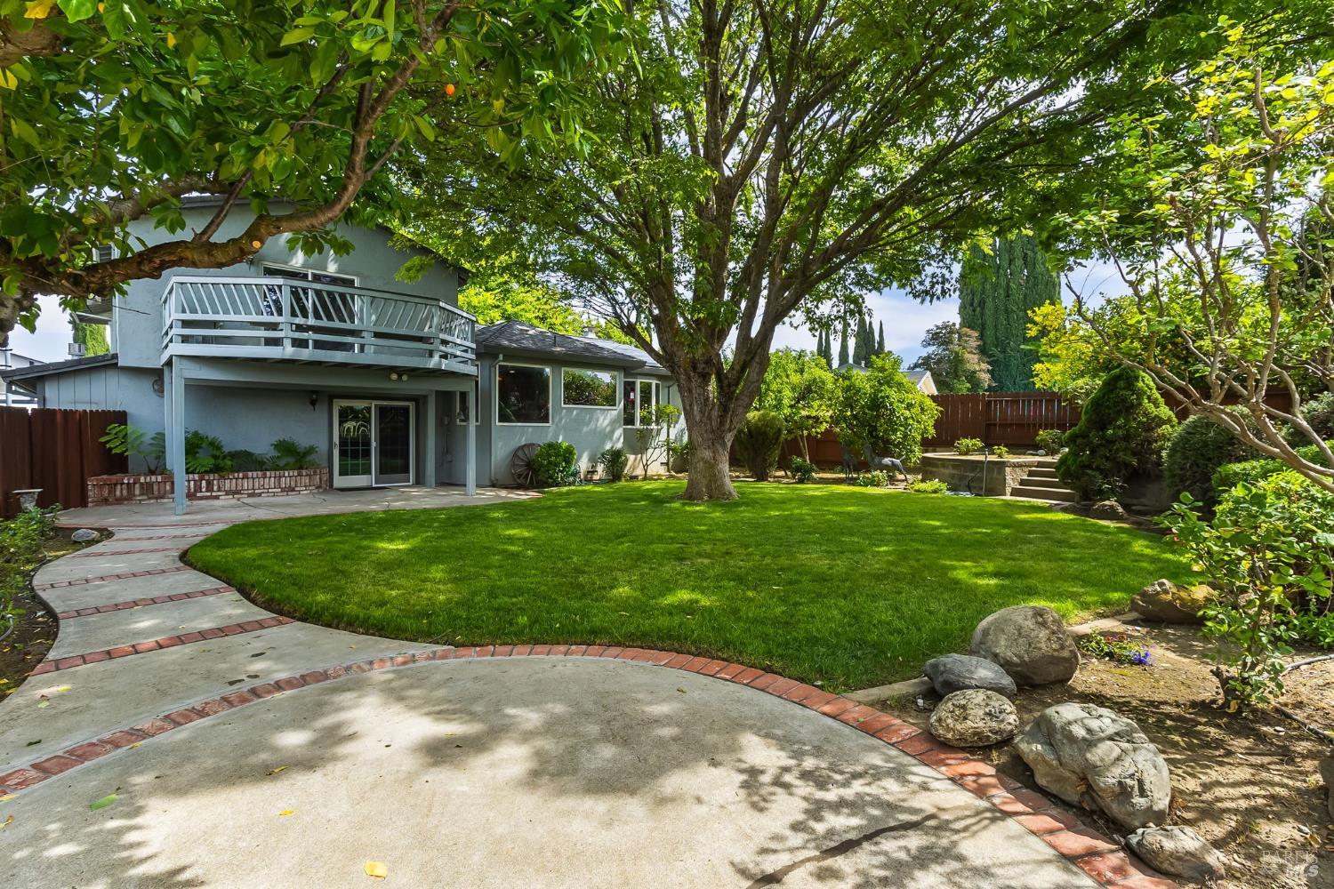 336 Royal Oaks Drive Vacaville CA 95687