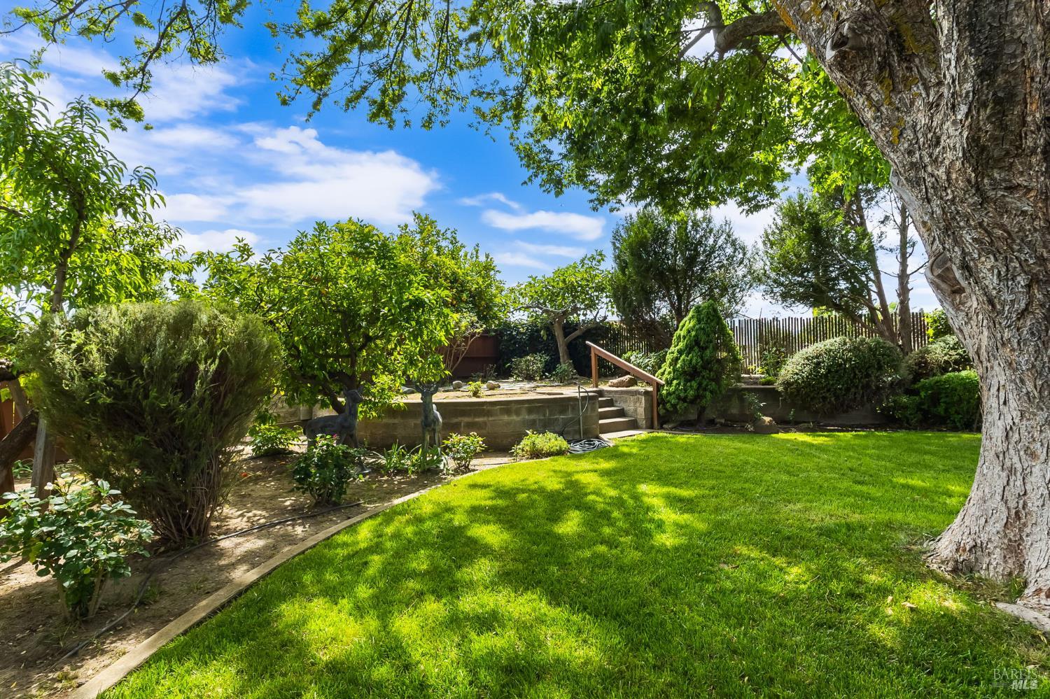 336 Royal Oaks Drive Vacaville CA 95687