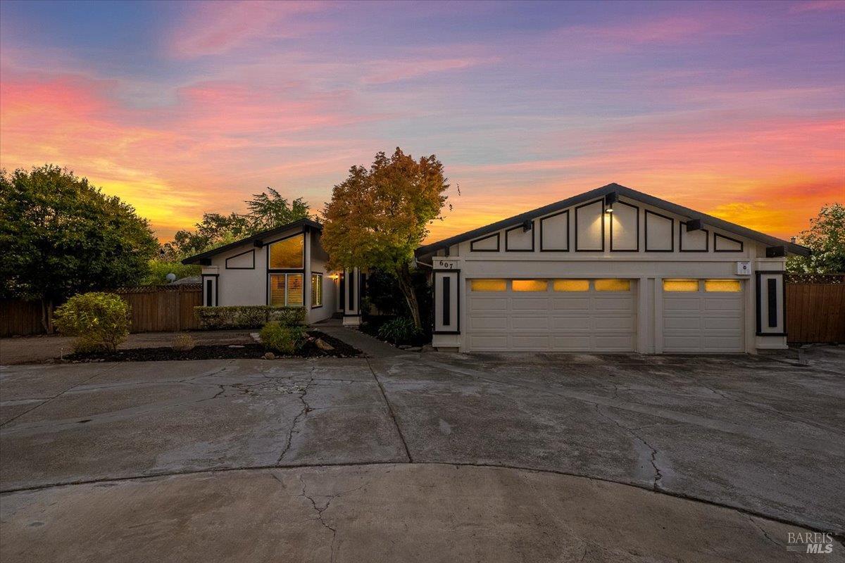 607 Scotland Drive Santa Rosa CA 95409