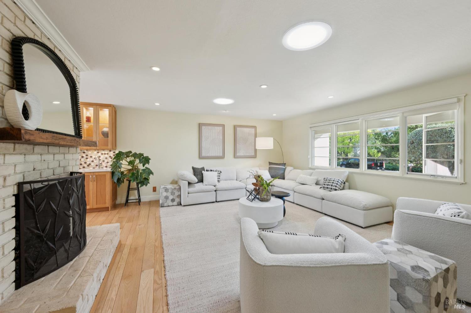 1222 Apple Tree Court Sonoma CA 95476