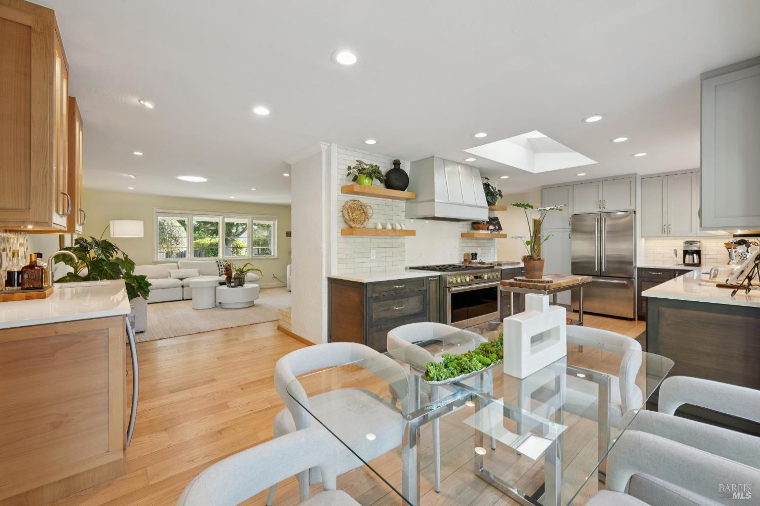 1222 Apple Tree Court Sonoma CA 95476