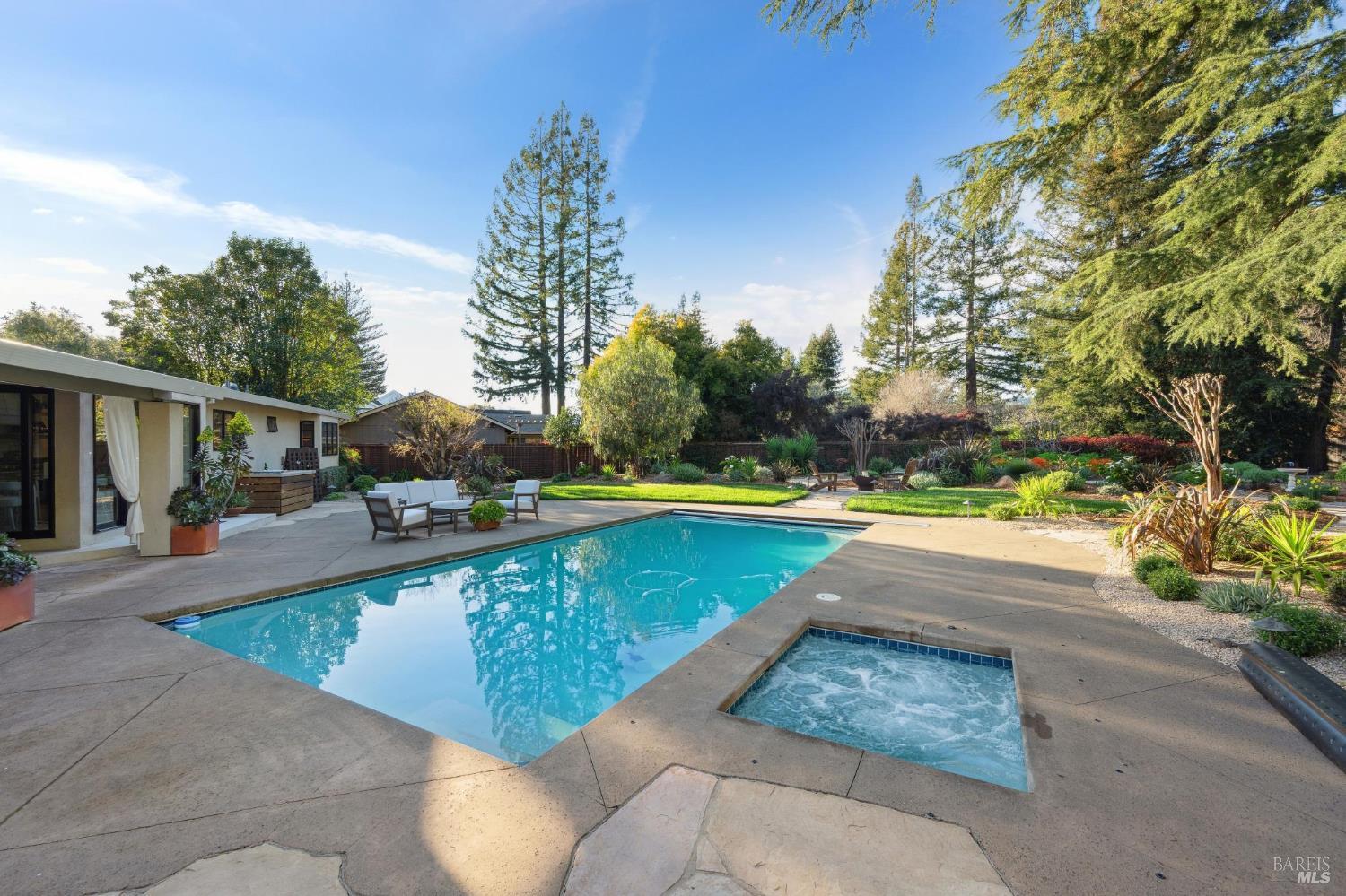 1222 Apple Tree Court Sonoma CA 95476