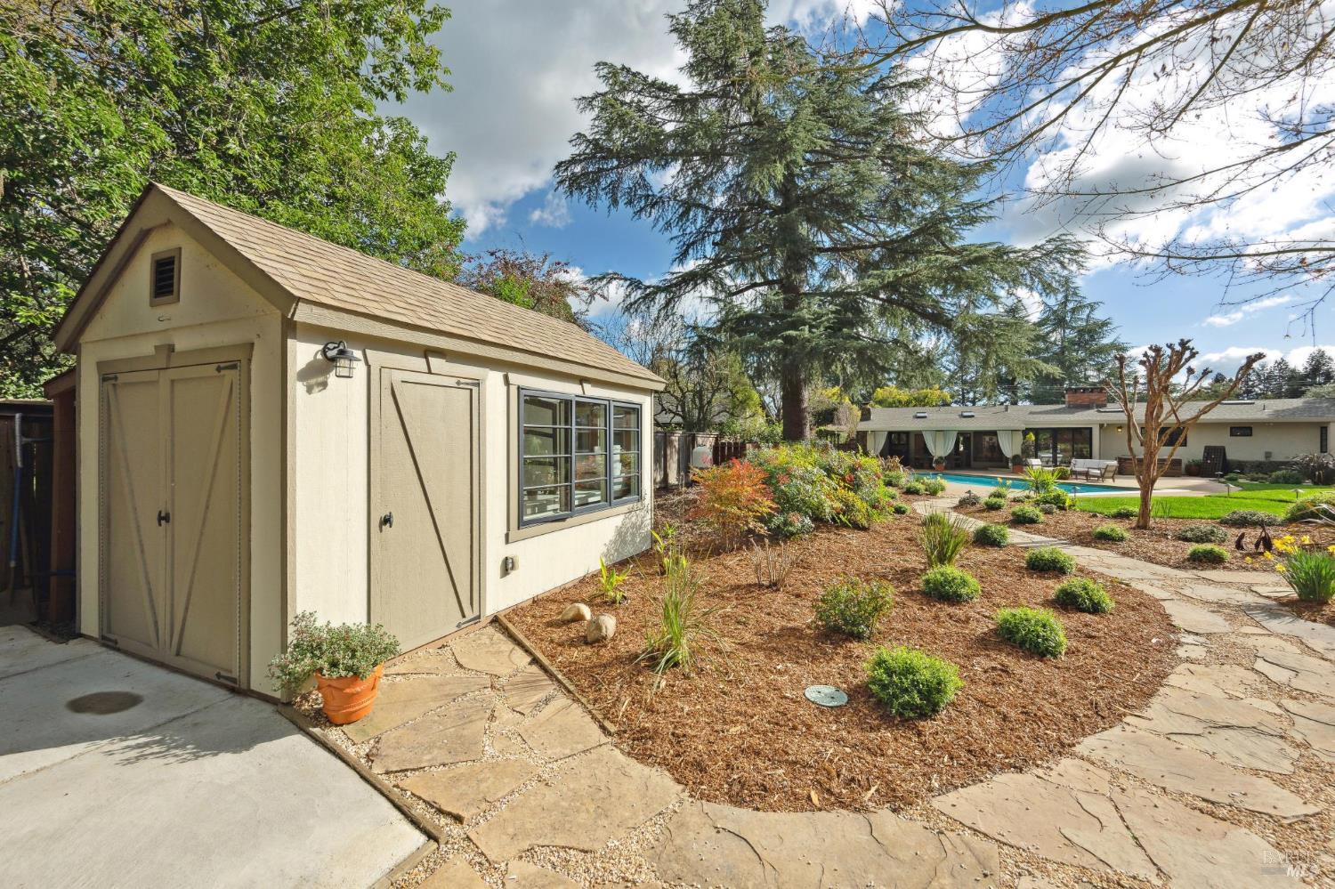 1222 Apple Tree Court Sonoma CA 95476