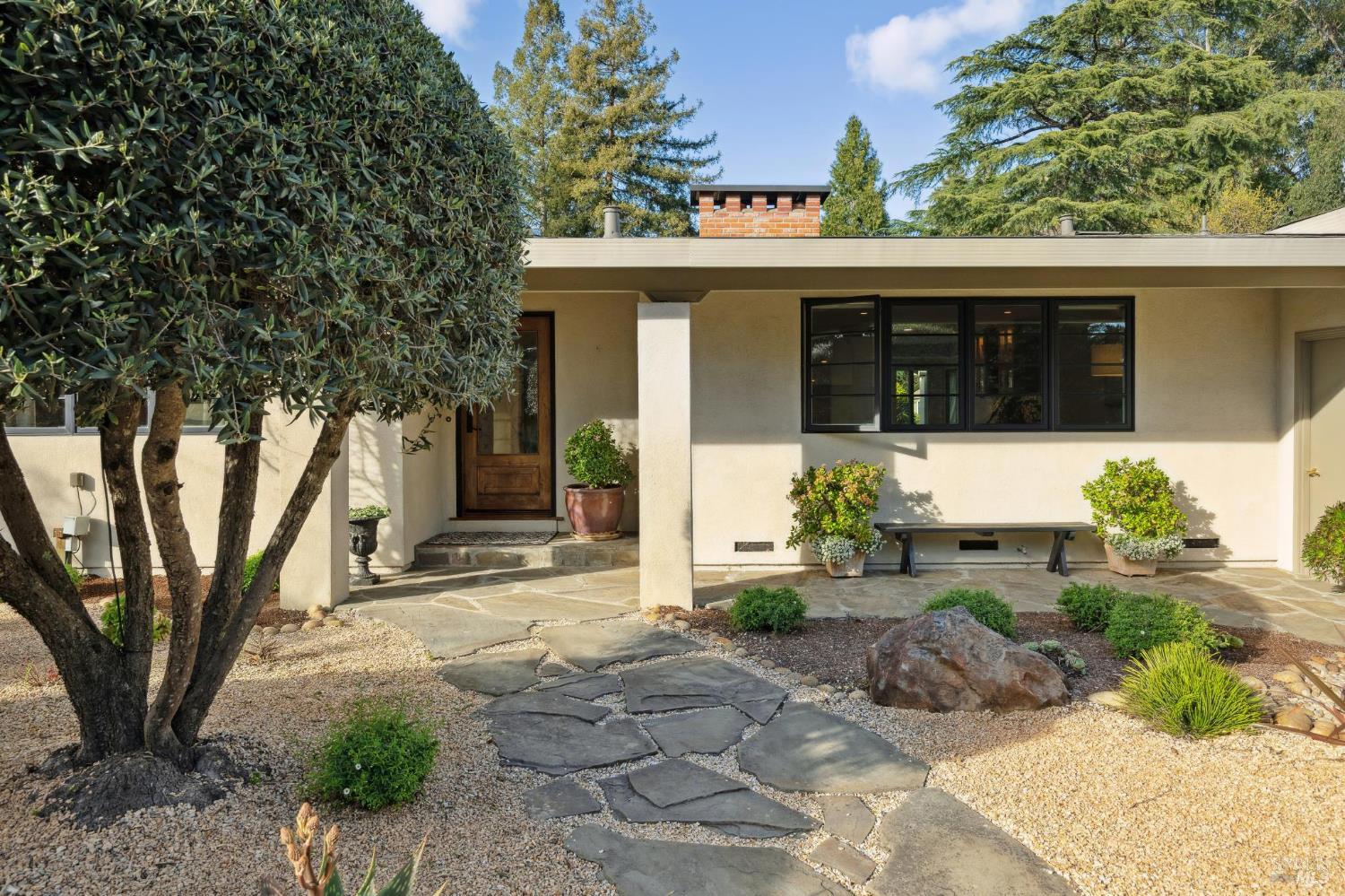 1222 Apple Tree Court Sonoma CA 95476