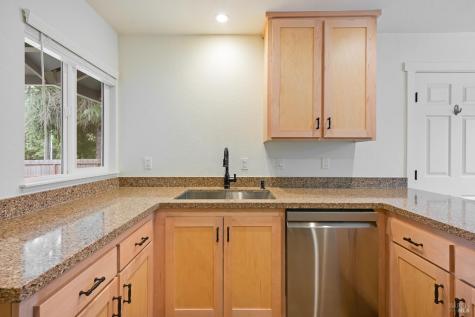 1536 Marlow Road Santa Rosa CA 95401