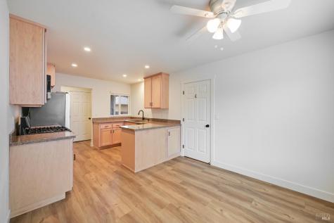 1536 Marlow Road Santa Rosa CA 95401