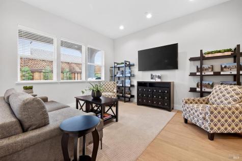 361 Cornell Street Windsor CA 9549